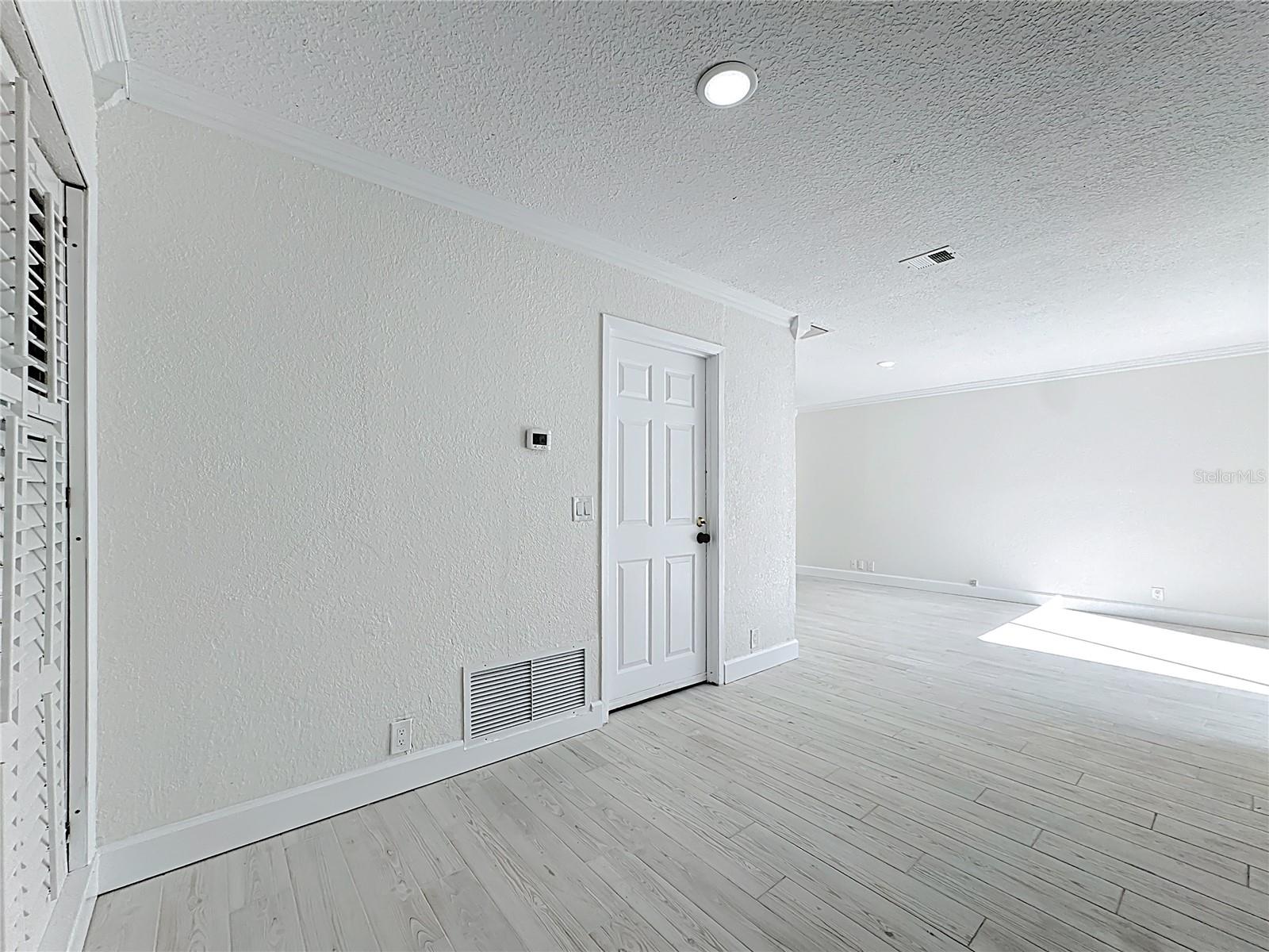 Image 27 of 70 For 1028 Princess Gate Boulevard