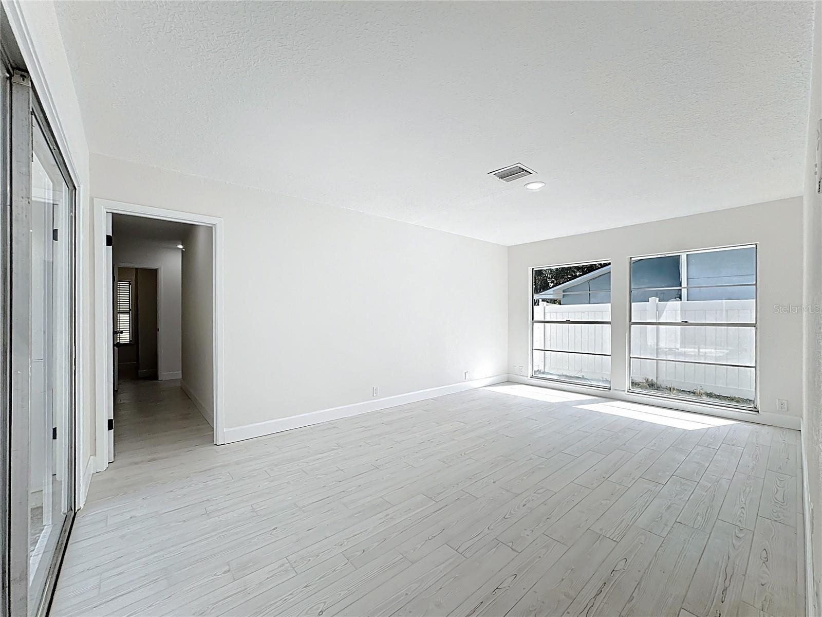 Image 36 of 70 For 1028 Princess Gate Boulevard