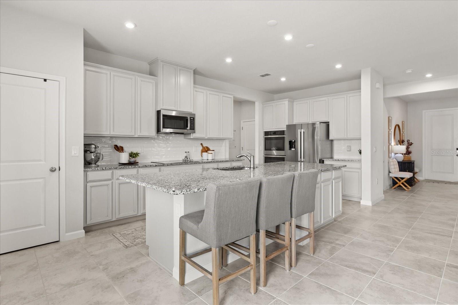 Image 13 of 42 For 5555 Toulouse Lane