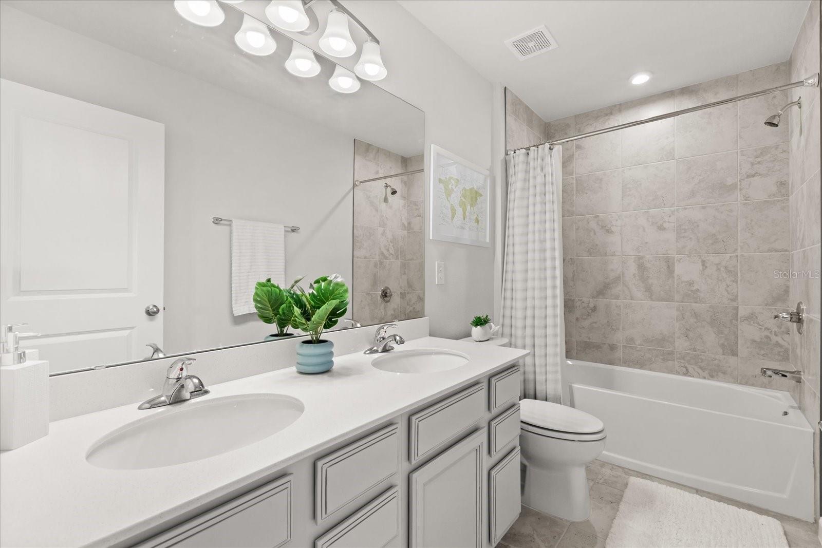 Image 33 of 42 For 5555 Toulouse Lane