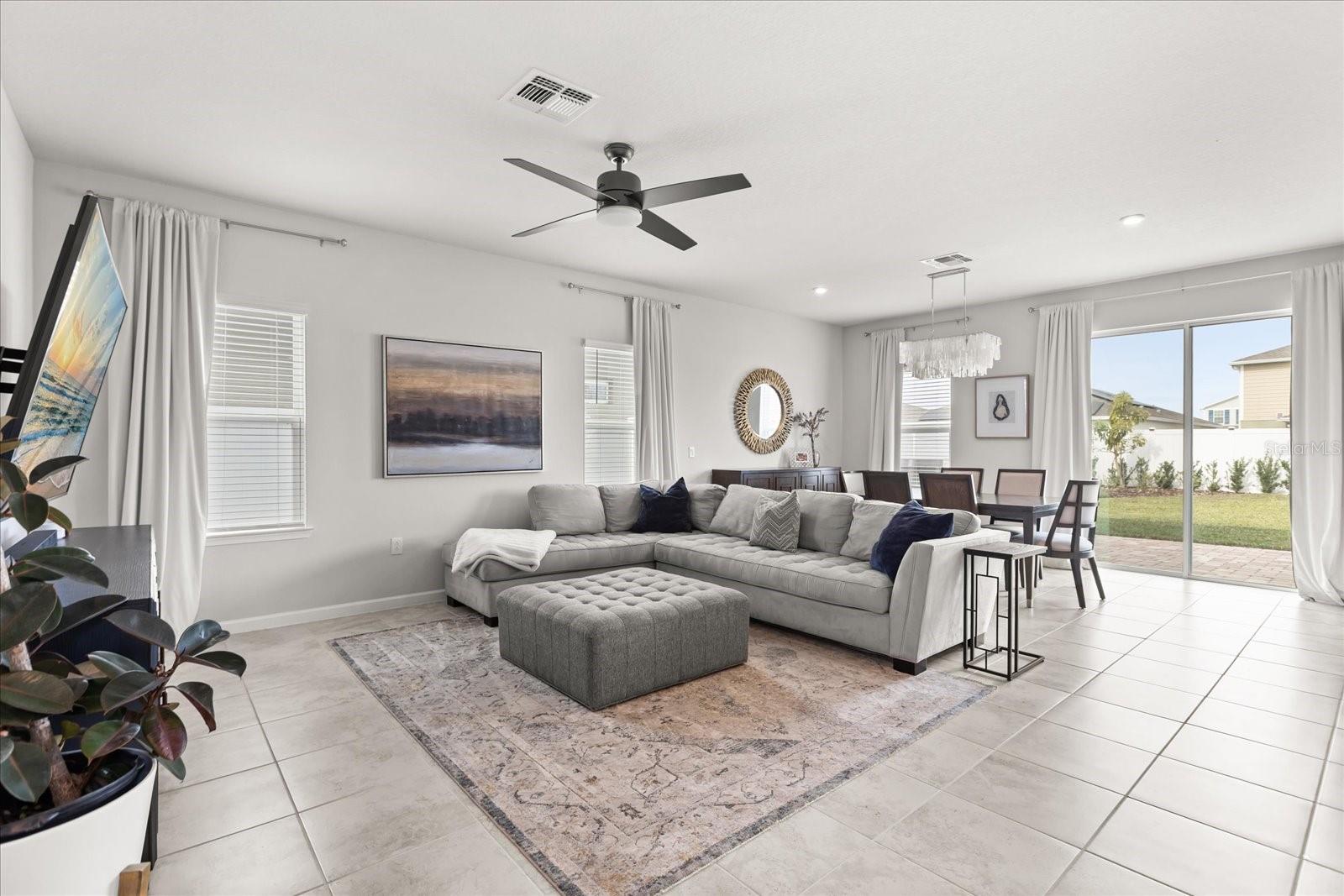 Image 4 of 42 For 5555 Toulouse Lane