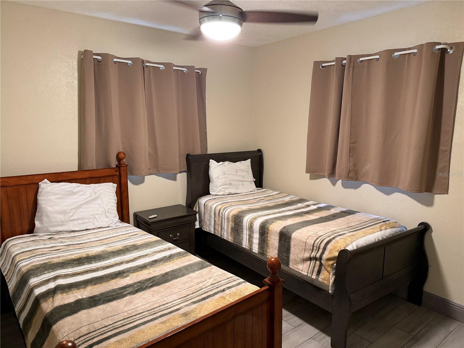 Image 15 of 28 For 3997 Orkney Avenue