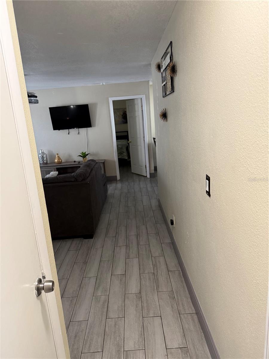 Image 7 of 28 For 3997 Orkney Avenue