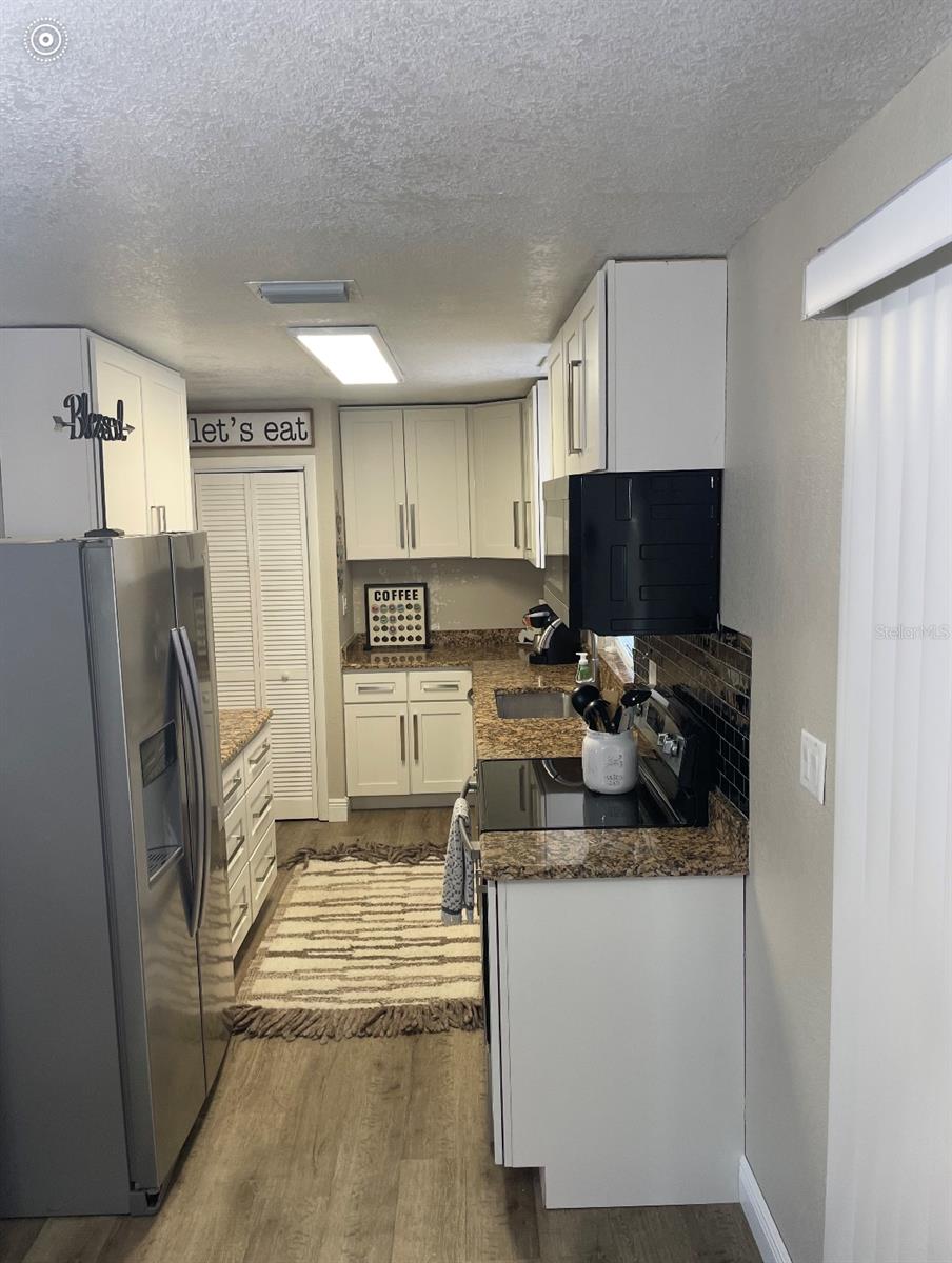 Image 10 of 35 For 26625 Bimini Drive