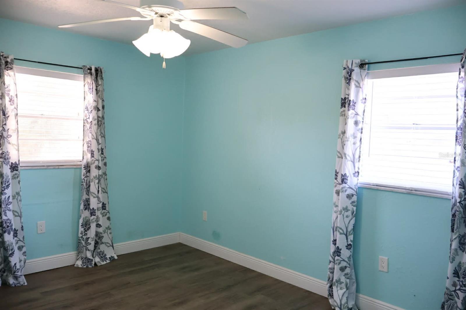 Image 13 of 35 For 26625 Bimini Drive