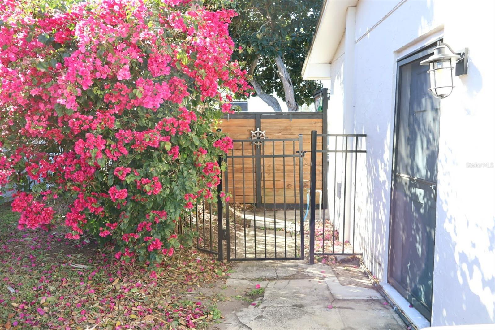 Image 19 of 35 For 26625 Bimini Drive