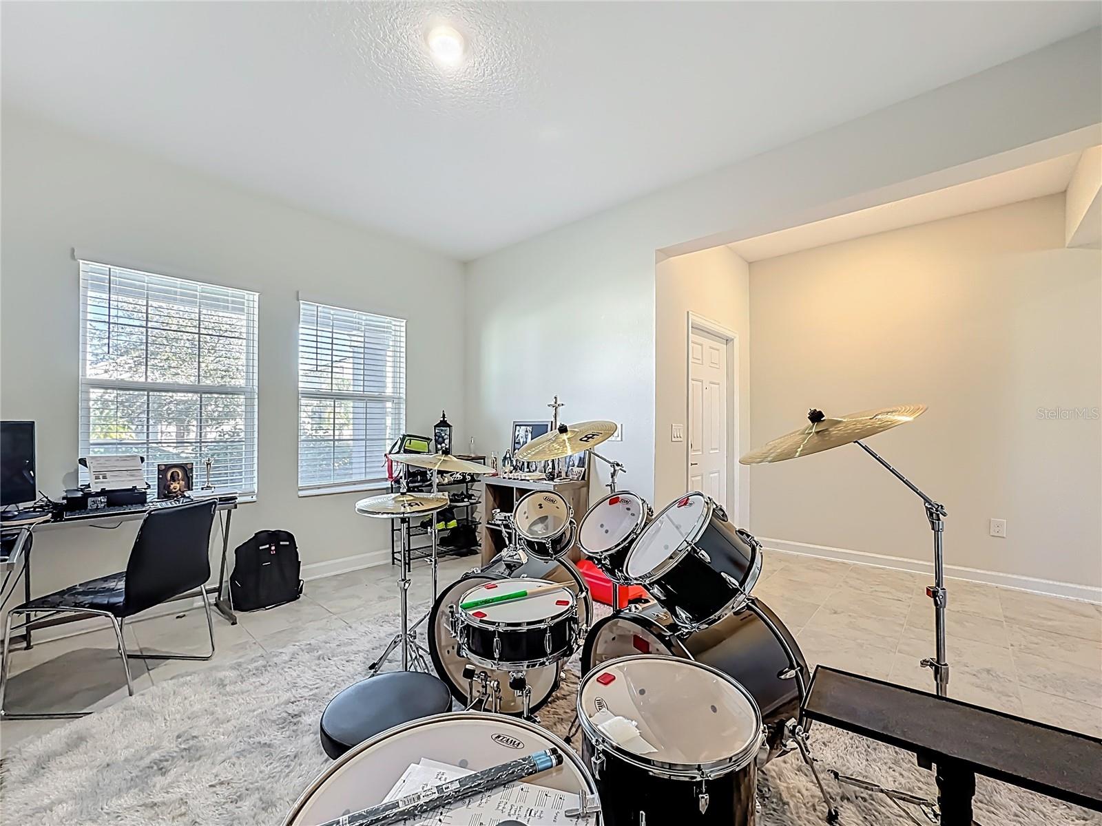 Image 19 of 58 For 4900 Lotta Court