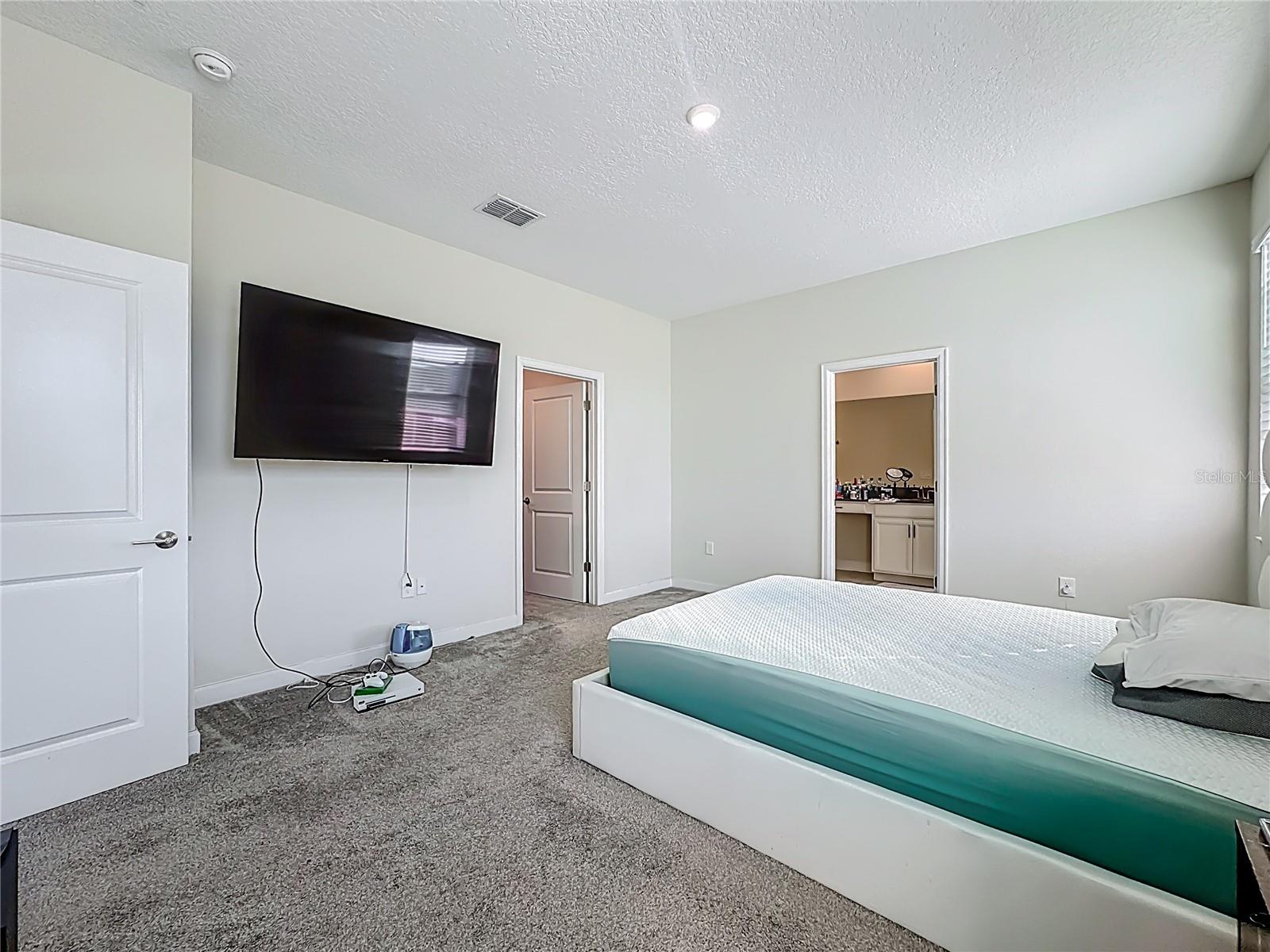 Image 25 of 58 For 4900 Lotta Court