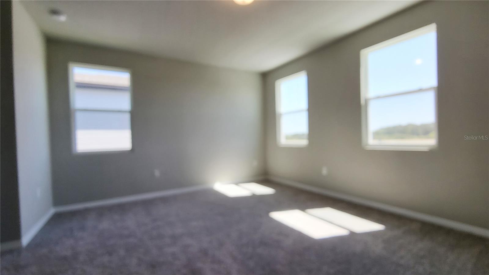 Image 12 of 23 For 348 South Zuni Road