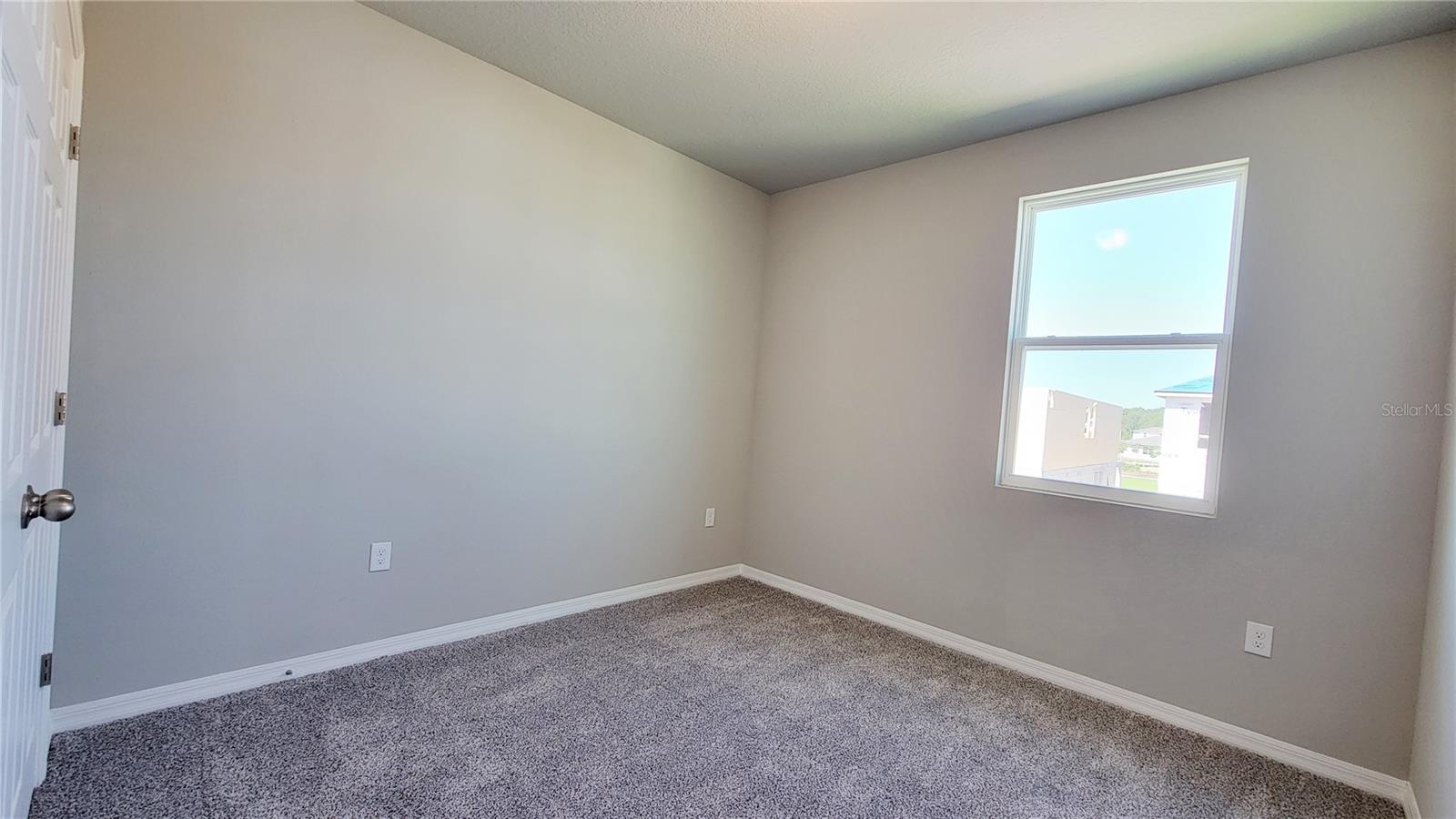 Image 18 of 23 For 348 South Zuni Road