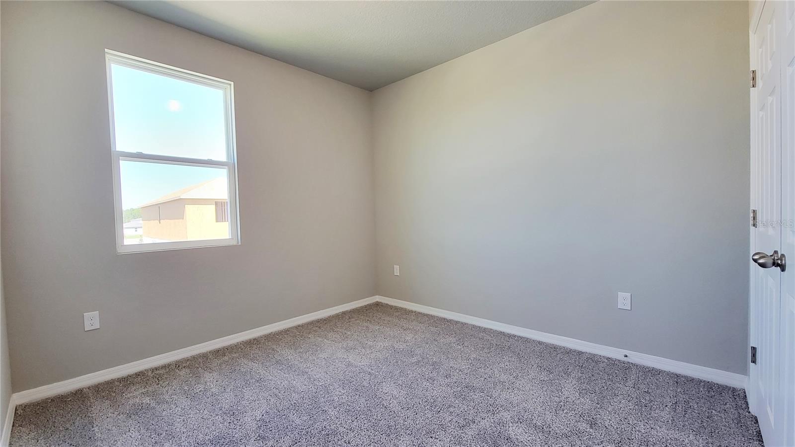 Image 19 of 23 For 348 South Zuni Road