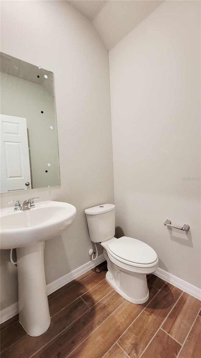 Image 20 of 23 For 348 South Zuni Road