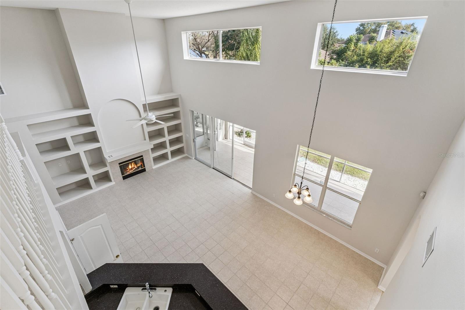 Image 15 of 36 For 10125 Foxhurst Court