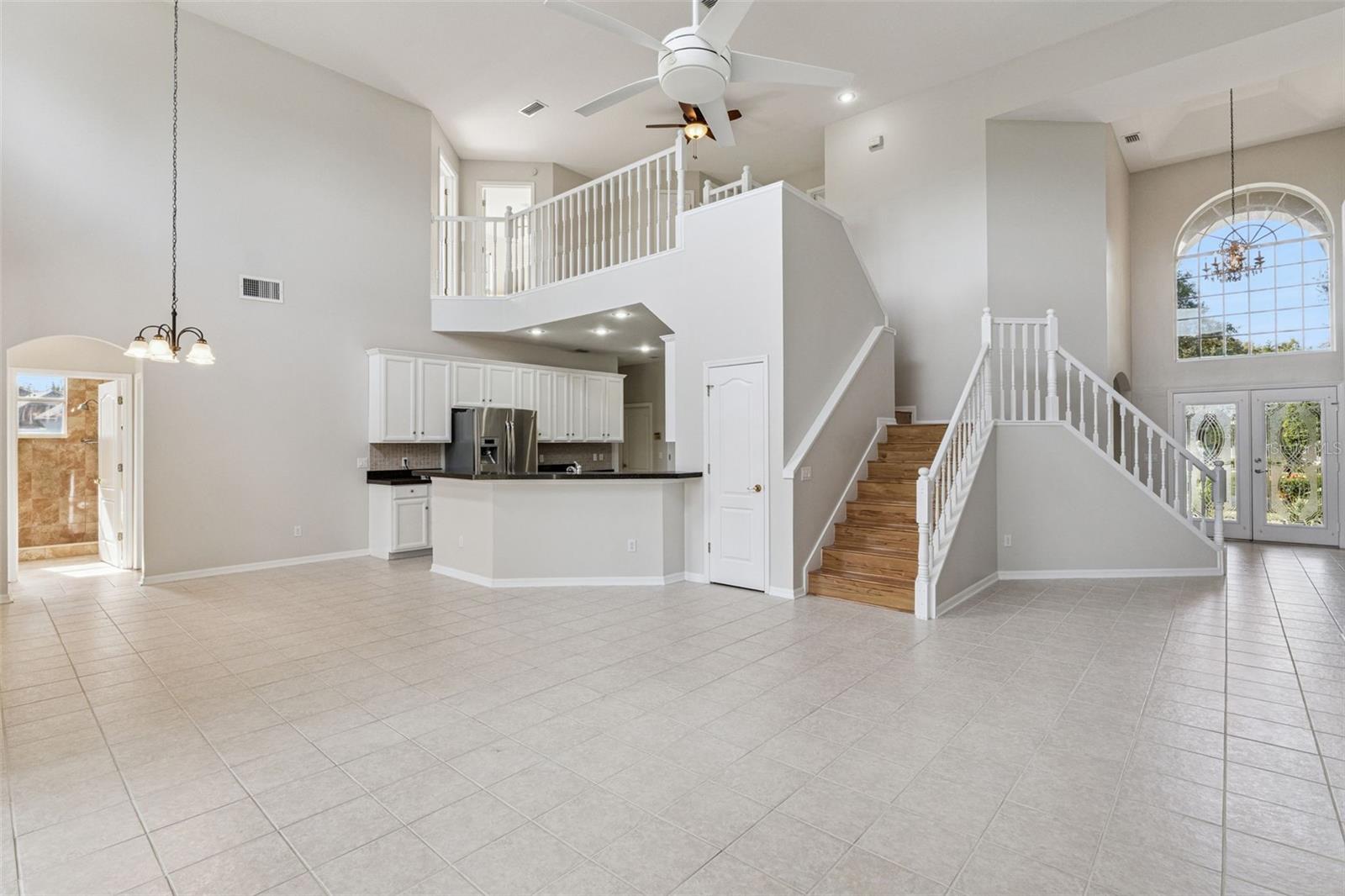 Image 4 of 36 For 10125 Foxhurst Court