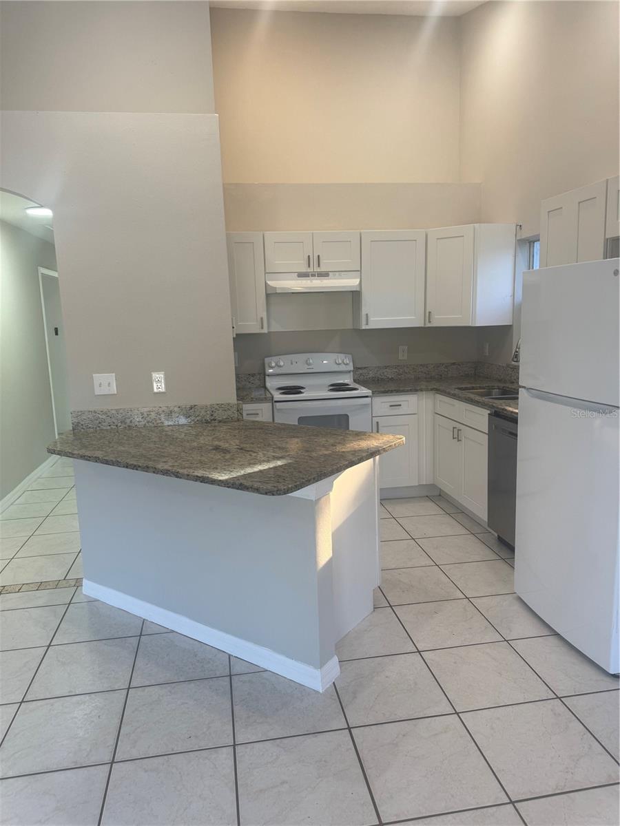 Image 16 of 29 For 788 Lincoln Parkway