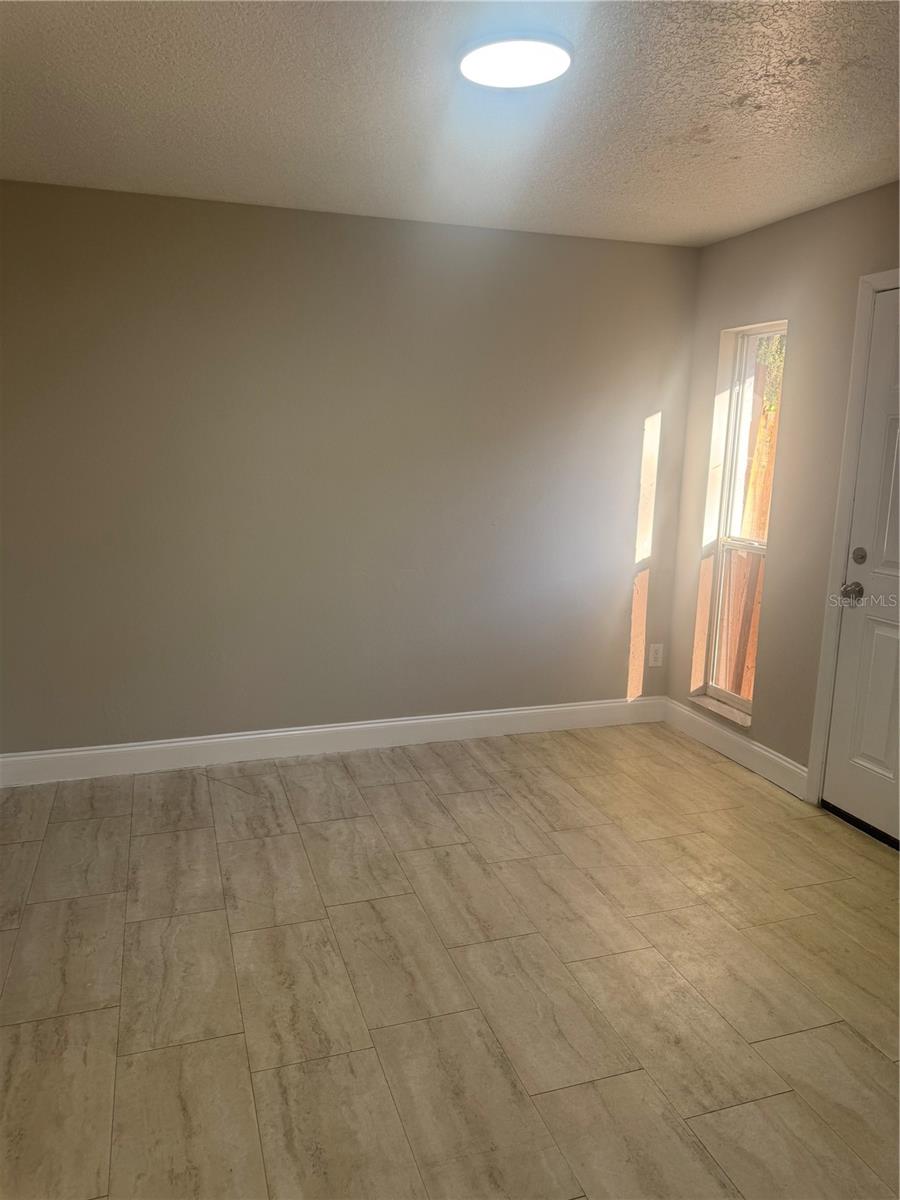 Image 19 of 29 For 788 Lincoln Parkway