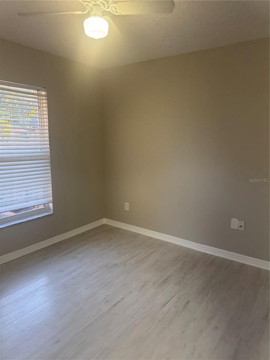 Image 20 of 29 For 788 Lincoln Parkway