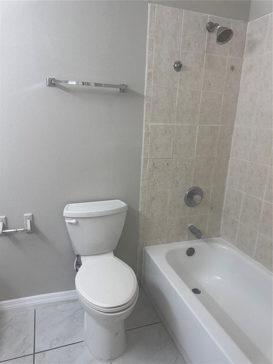 Image 23 of 29 For 788 Lincoln Parkway