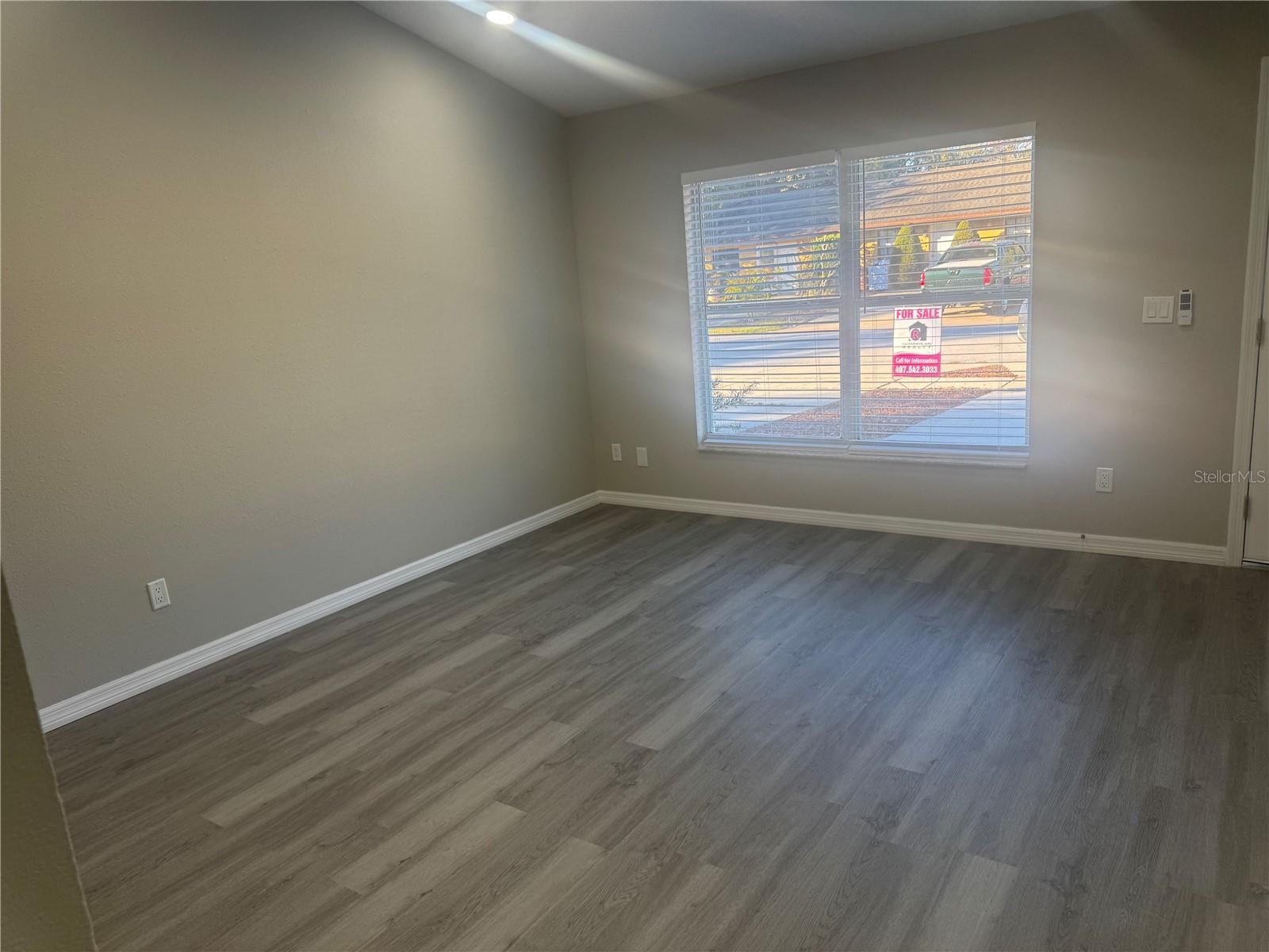 Image 7 of 29 For 788 Lincoln Parkway