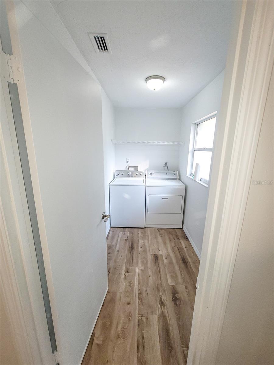 Image 29 of 34 For 2160 36th Street