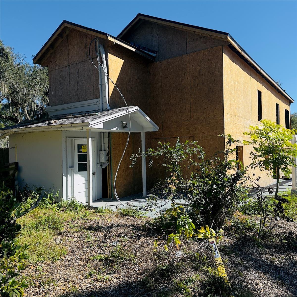 Image 6 of 10 For 405 Lake Elbert Drive Ne