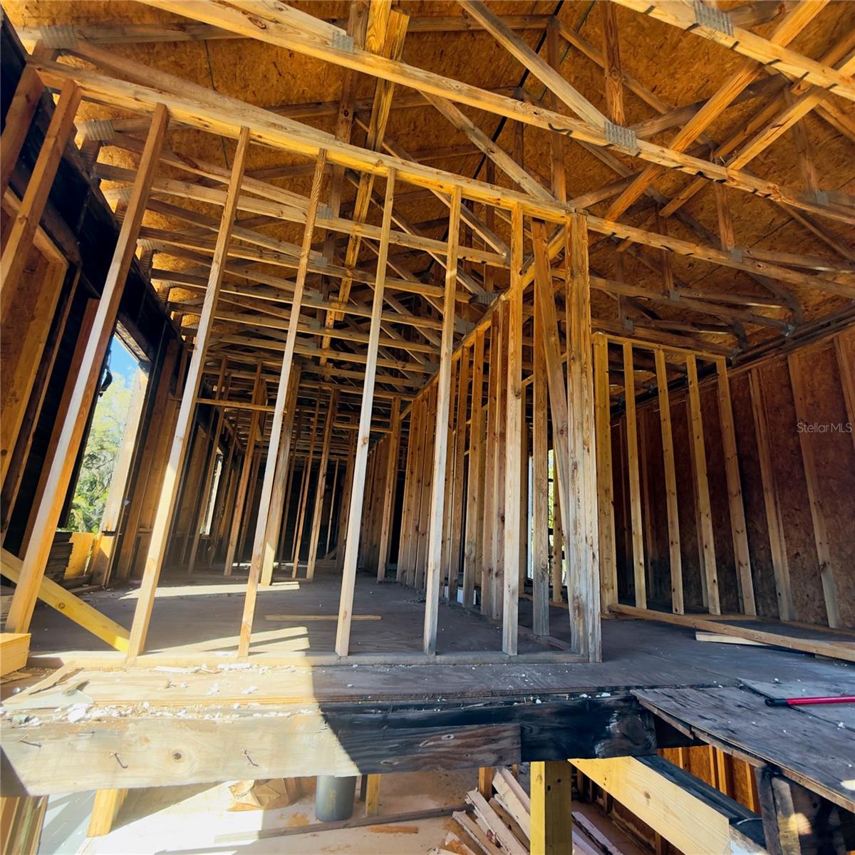 Image 8 of 10 For 405 Lake Elbert Drive Ne