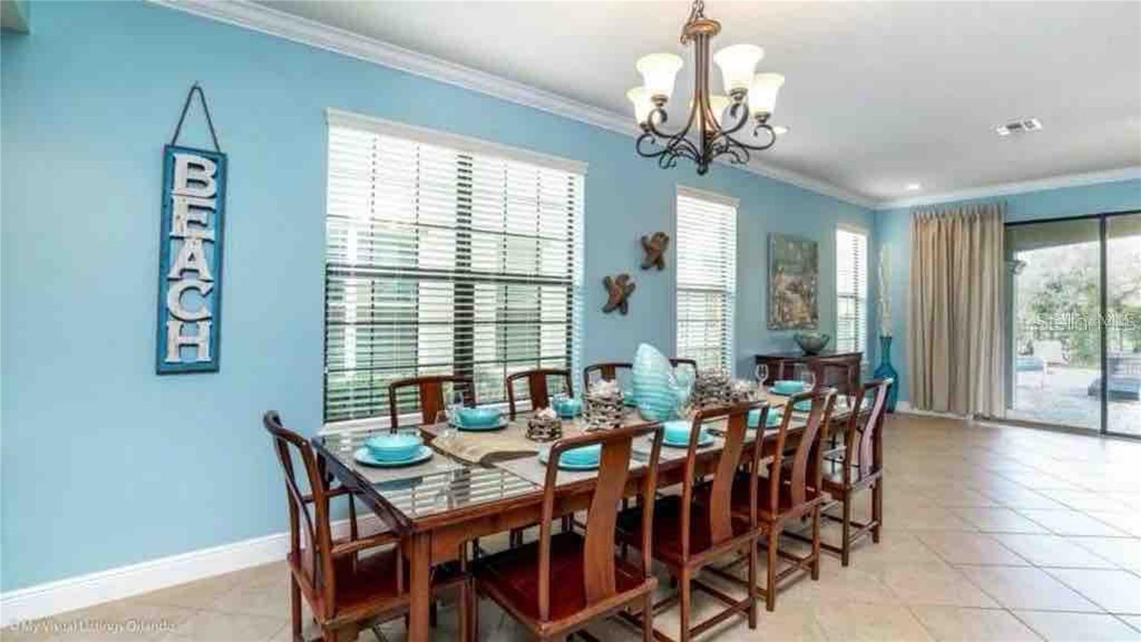 Image 10 of 13 For 1041 Castle Pines Court