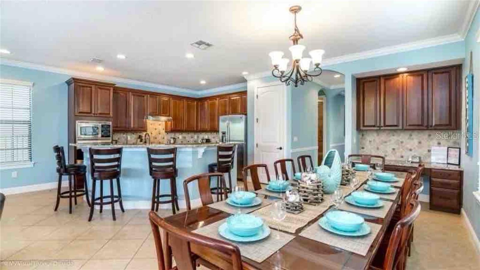 Image 11 of 13 For 1041 Castle Pines Court