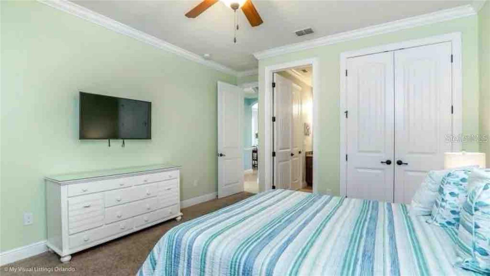 Image 12 of 13 For 1041 Castle Pines Court