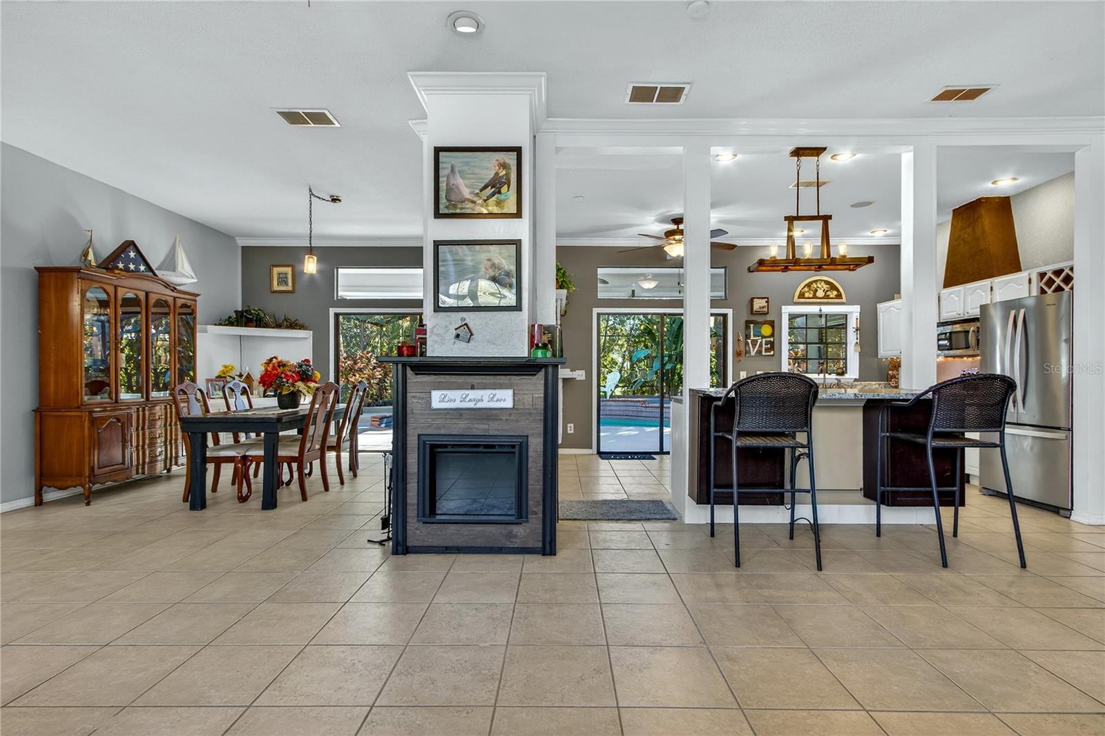 Image 16 of 51 For 1014 Willa Lake Circle