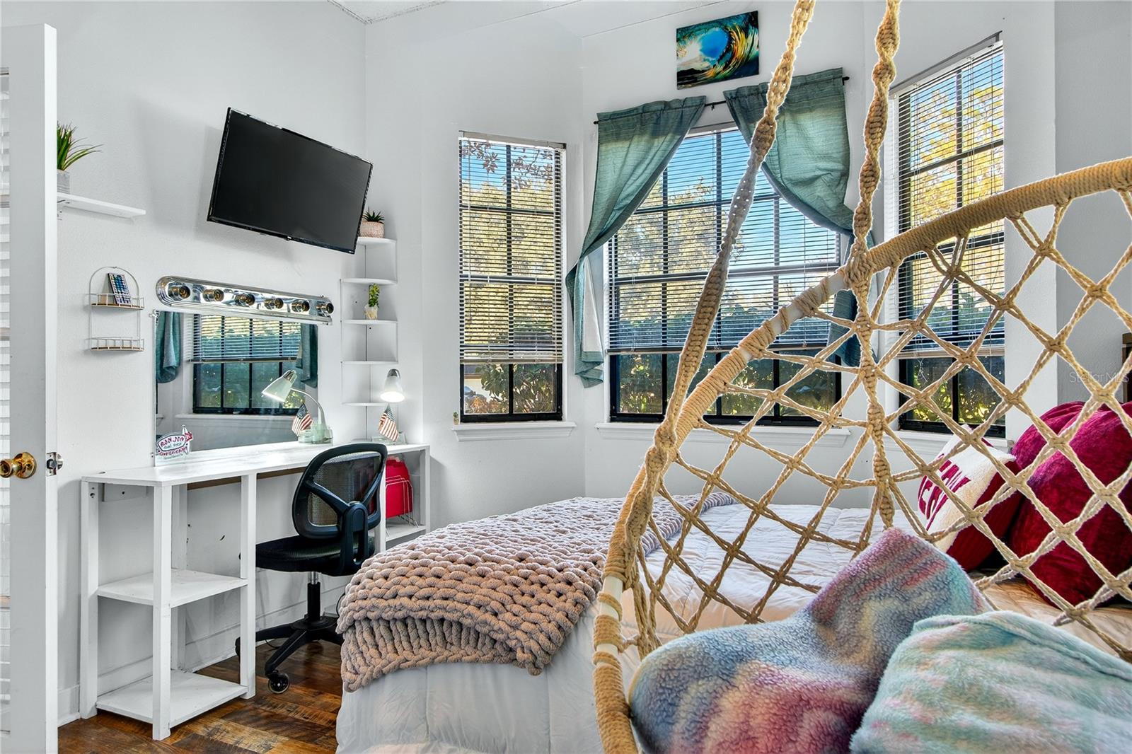 Image 28 of 51 For 1014 Willa Lake Circle