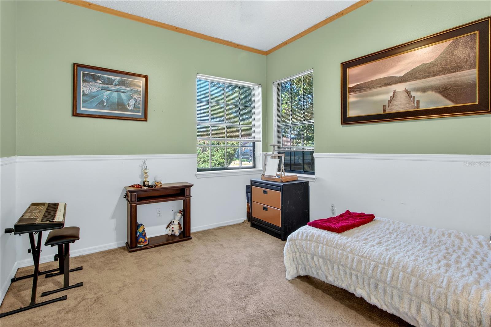 Image 32 of 51 For 1014 Willa Lake Circle