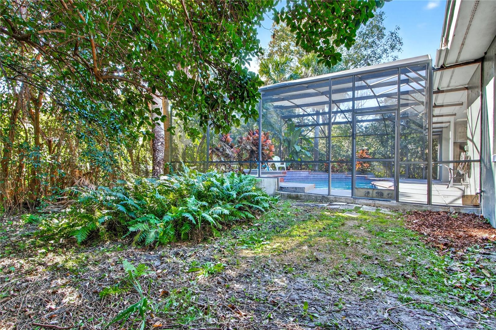 Image 46 of 51 For 1014 Willa Lake Circle