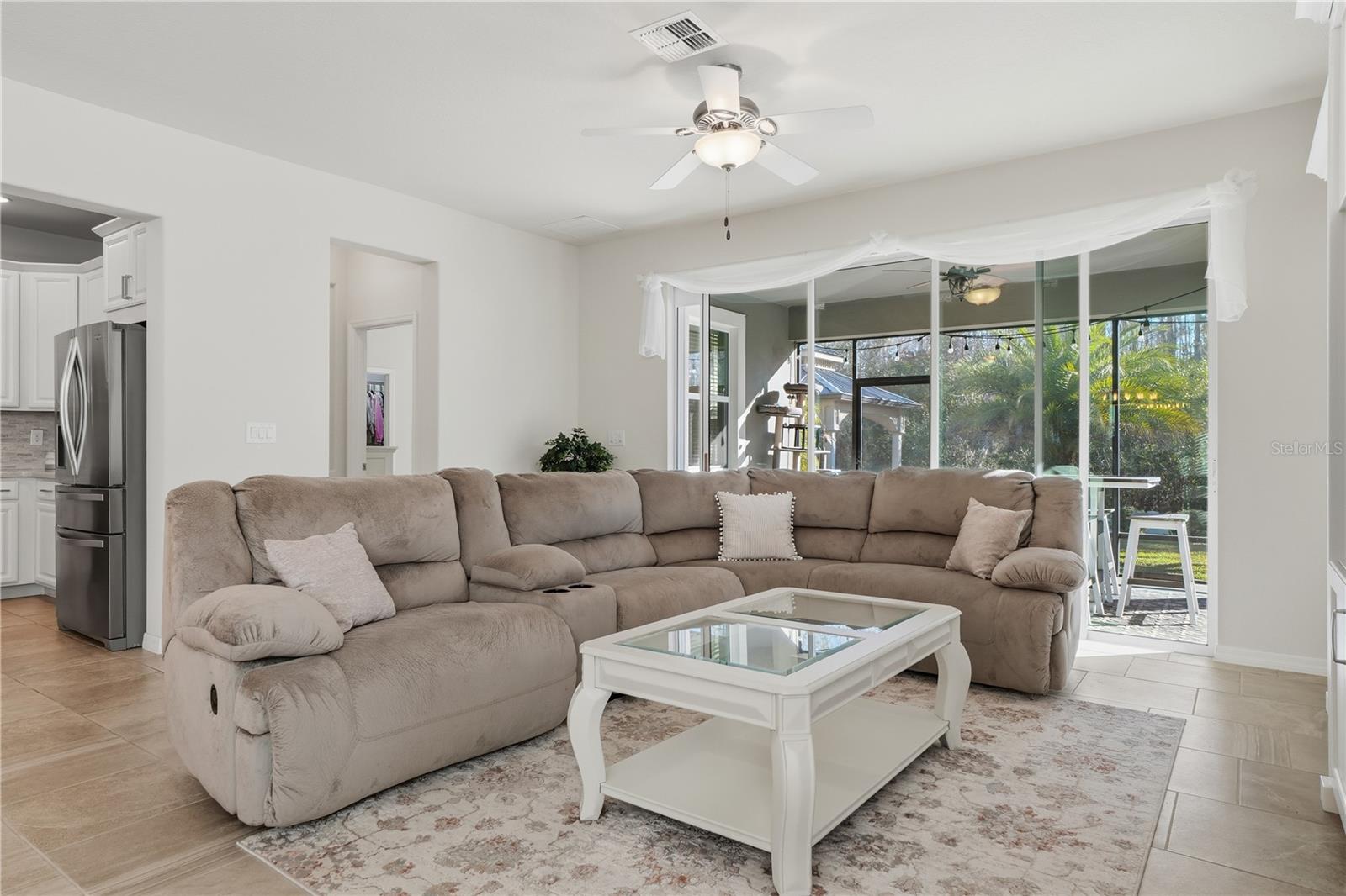 Image 11 of 52 For 8585 Dufferin Lane