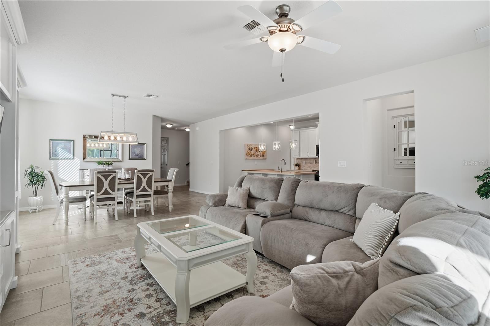 Image 12 of 52 For 8585 Dufferin Lane