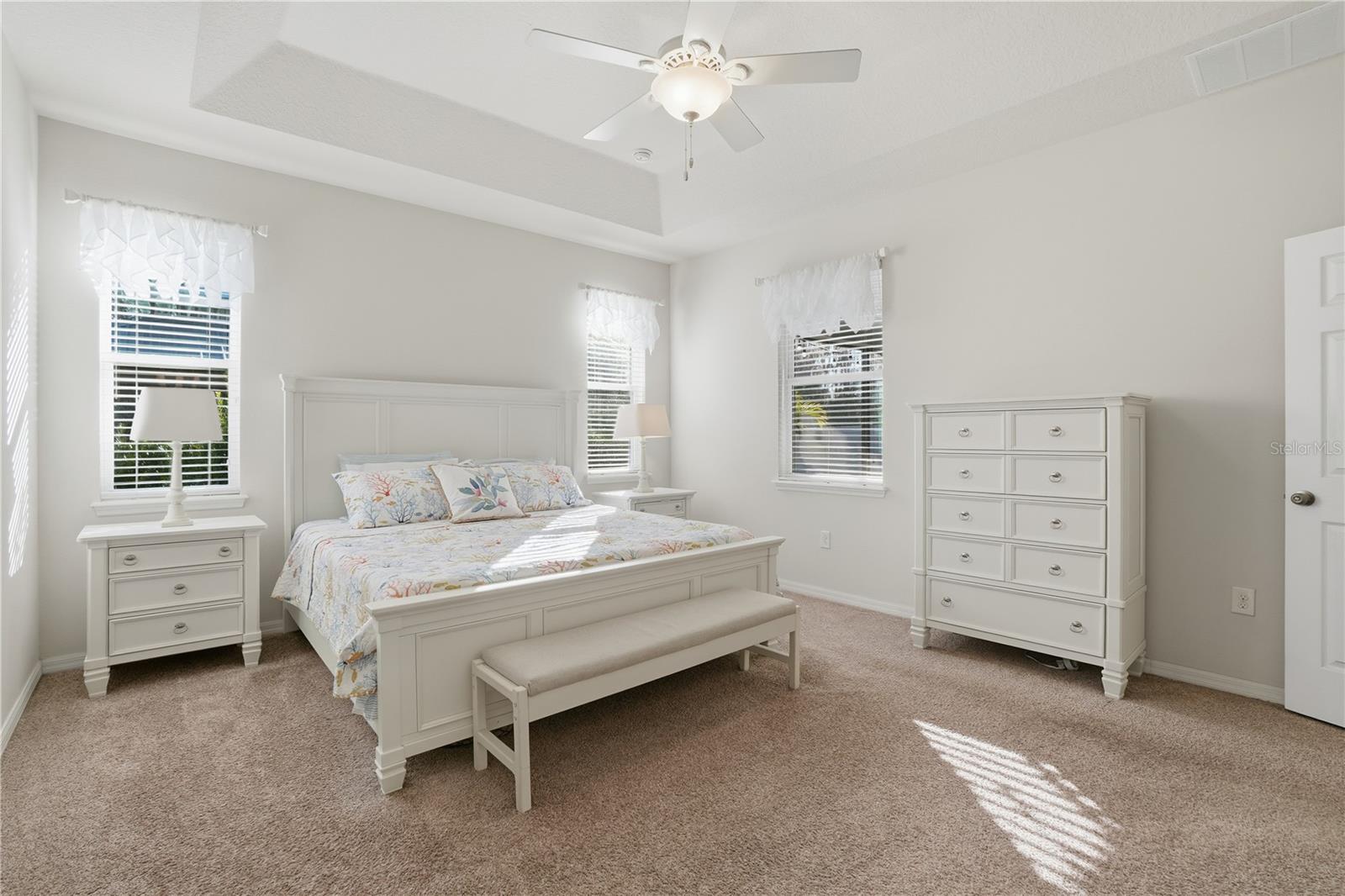 Image 16 of 52 For 8585 Dufferin Lane