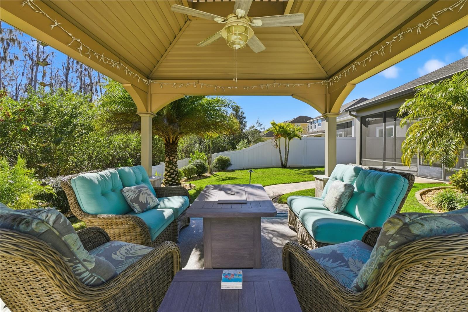 Image 44 of 52 For 8585 Dufferin Lane