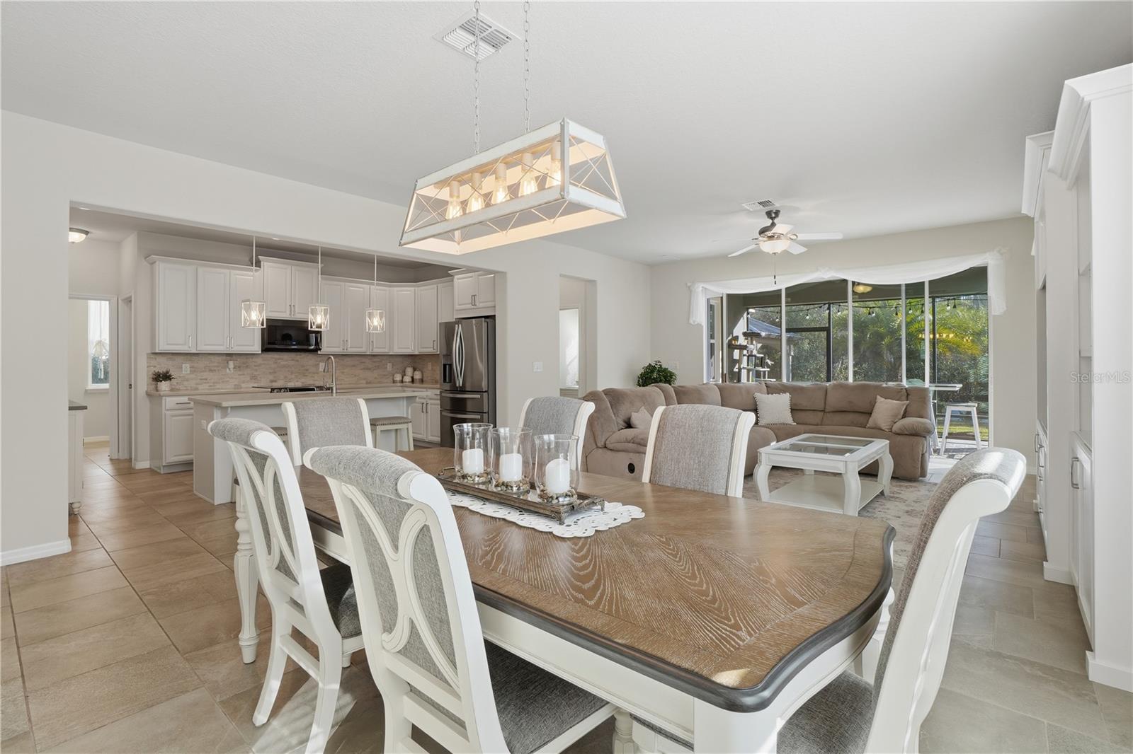 Image 9 of 52 For 8585 Dufferin Lane