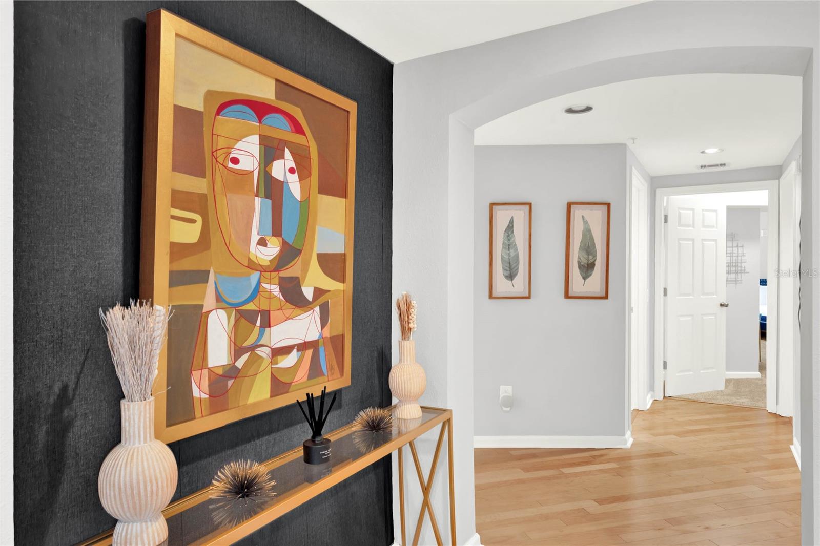 Image 8 of 60 For 322 Central Boulevard 901