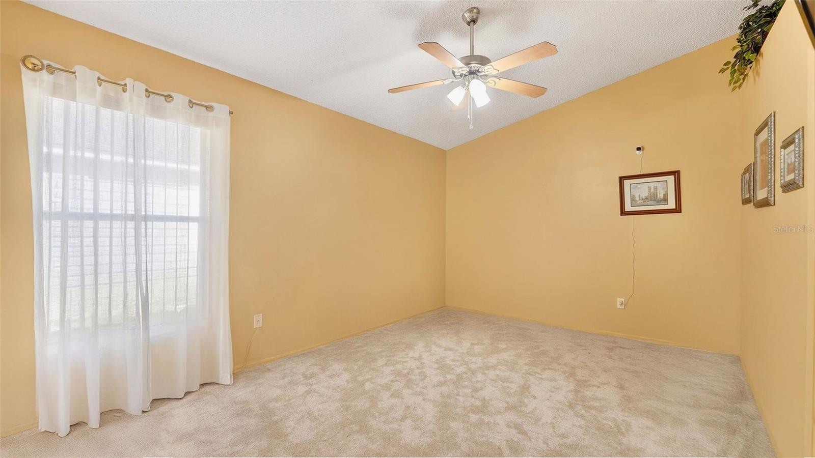 Image 12 of 24 For 2213 Hannah Lane