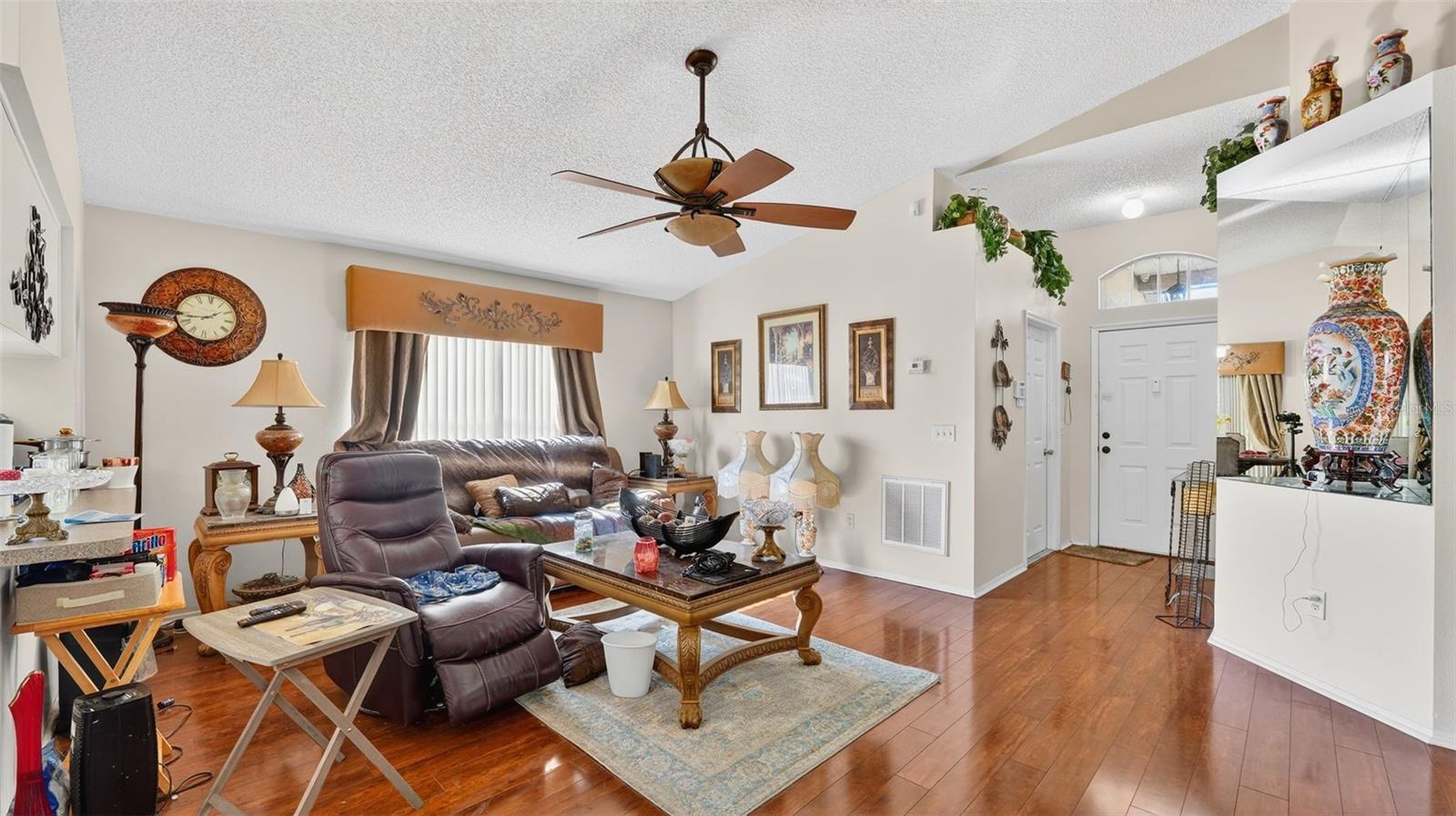 Image 6 of 24 For 2213 Hannah Lane