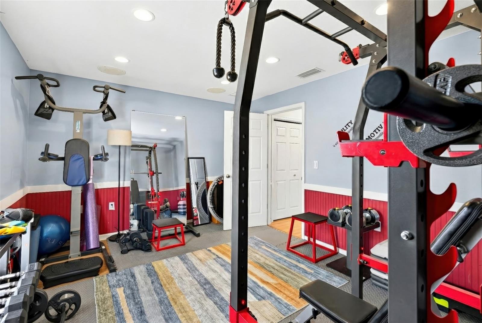 Image 11 of 44 For 5940 57th Loop