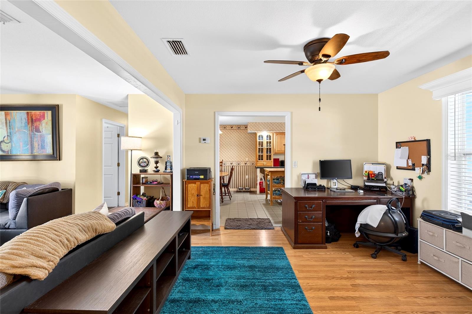 Image 17 of 44 For 5940 57th Loop