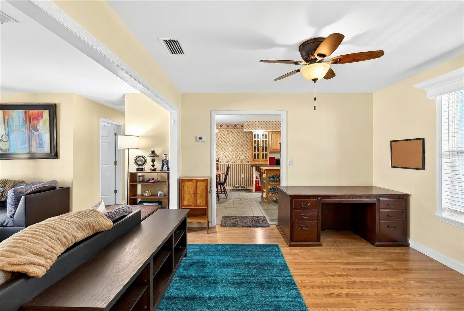 Image 18 of 44 For 5940 57th Loop