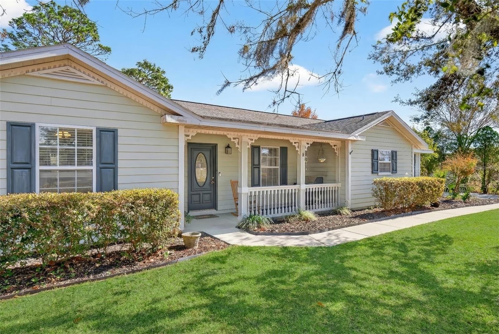 Image 3 of 44 For 5940 57th Loop