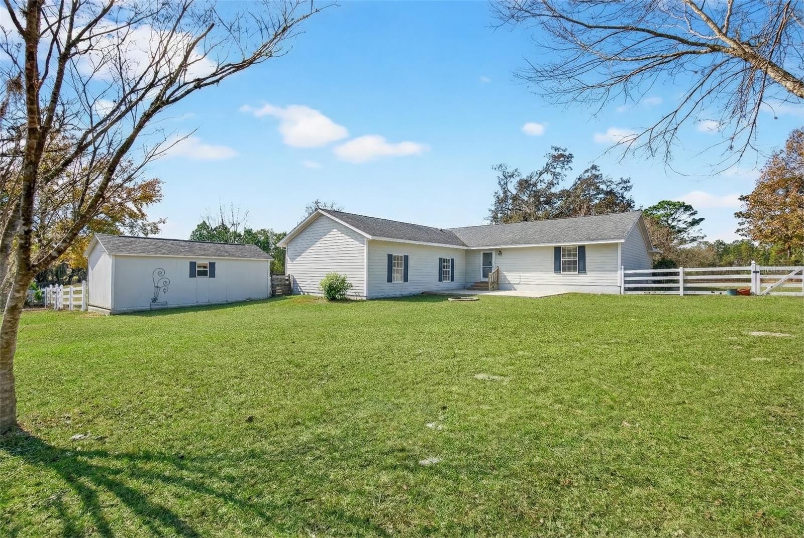 Image 38 of 44 For 5940 57th Loop