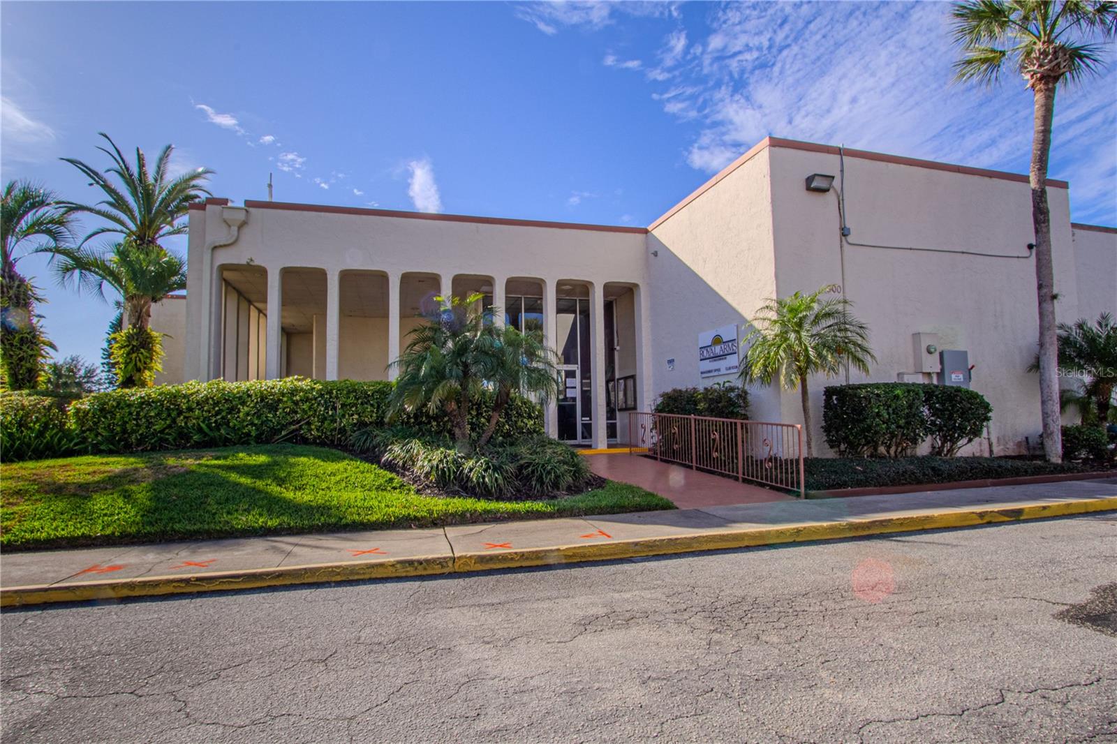 Image 14 of 14 For 518 Orange 12