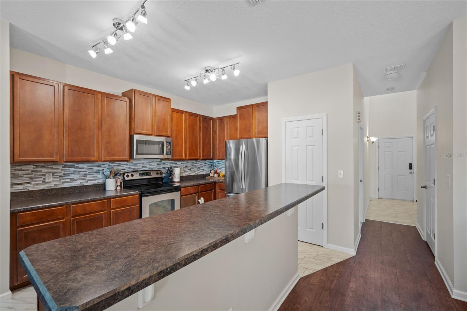 Image 10 of 53 For 2550 Revolution Street 104