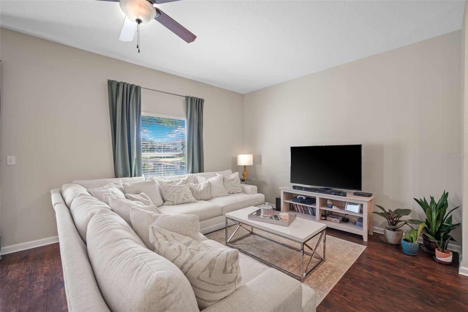 Image 18 of 53 For 2550 Revolution Street 104