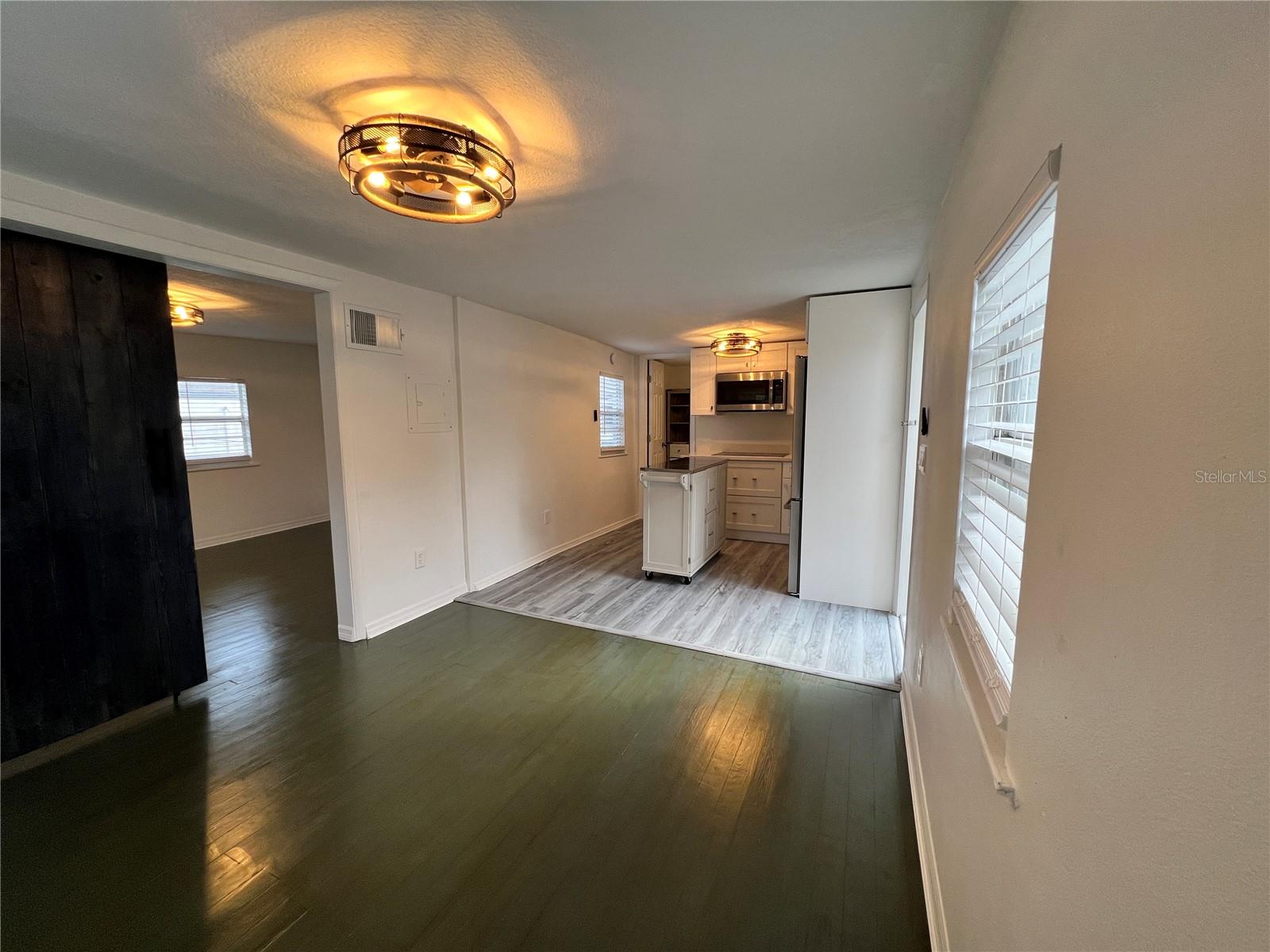 Image 3 of 14 For 1314 Gore Street B